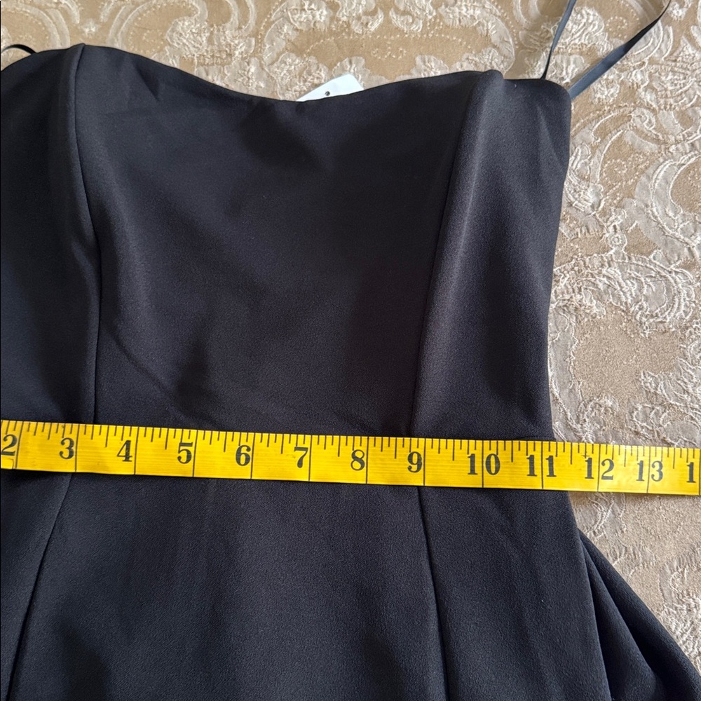 Windsor Elegant Black Strapless Ruffled Mermaid Dress size XS - Picture 6 of 10